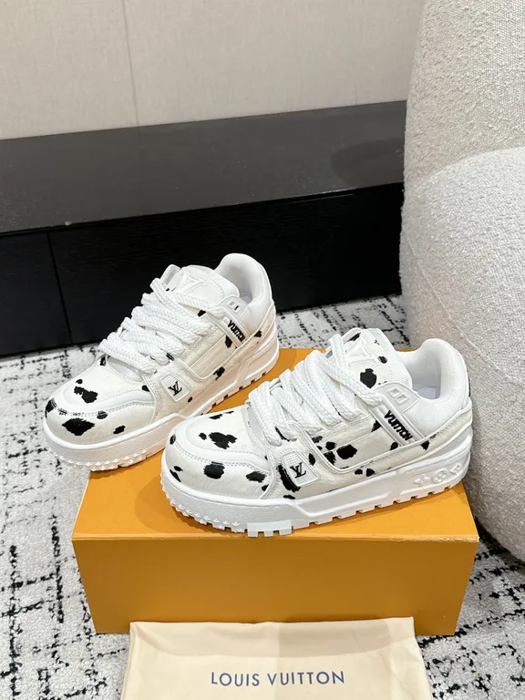 Louis Vuitton Shoe 